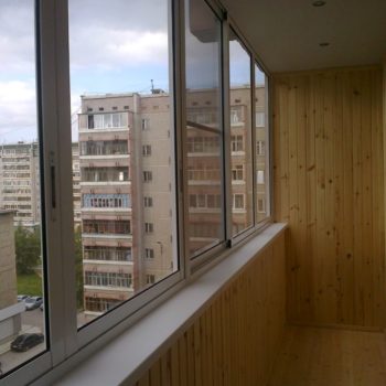 Холодное остекление балконов и лоджий в Красногорске